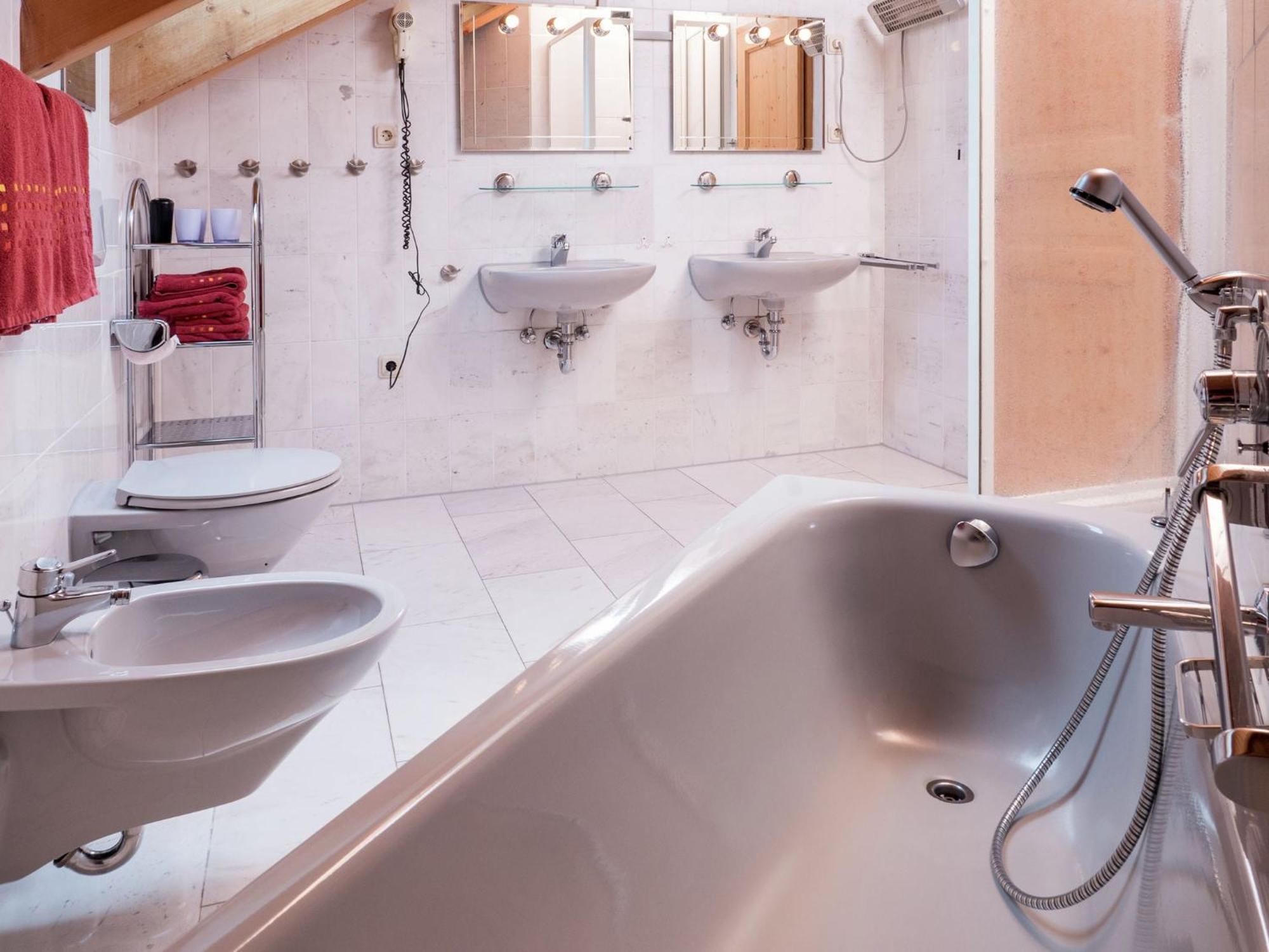 Holiday Home In Lossburg Near The Ski Area エクステリア 写真