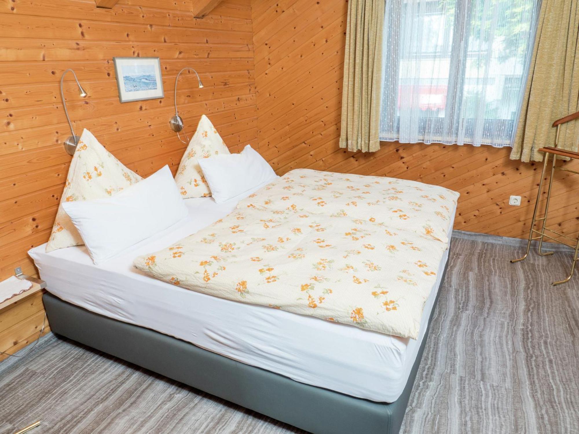 Holiday Home In Lossburg Near The Ski Area エクステリア 写真
