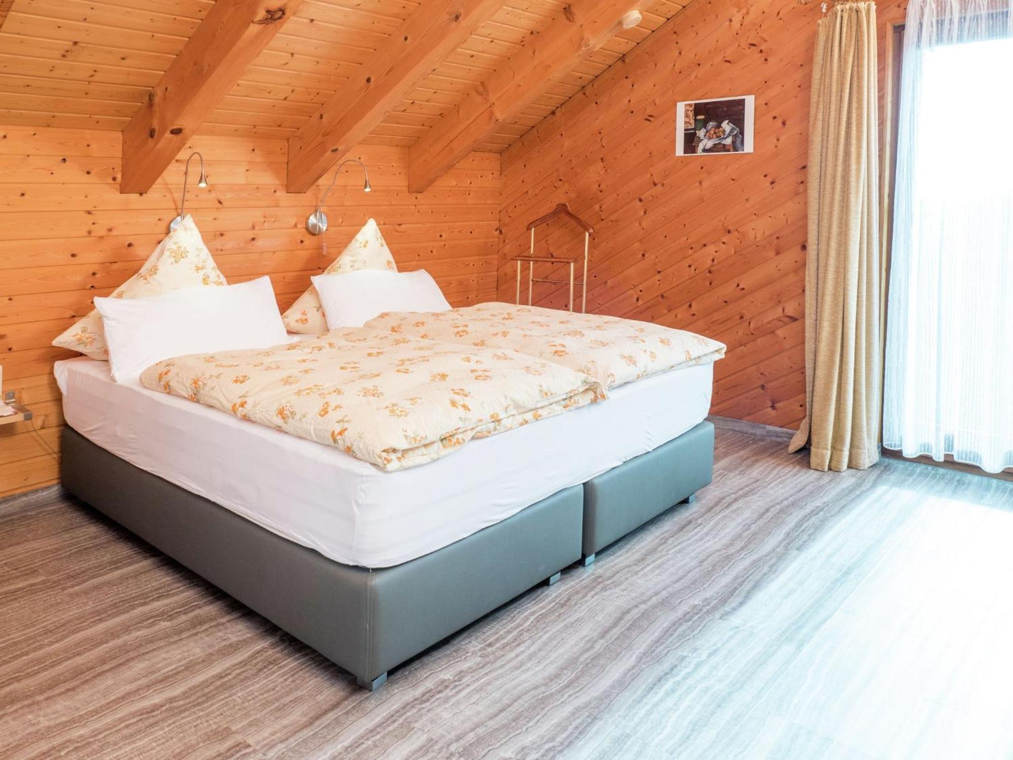 Holiday Home In Lossburg Near The Ski Area エクステリア 写真