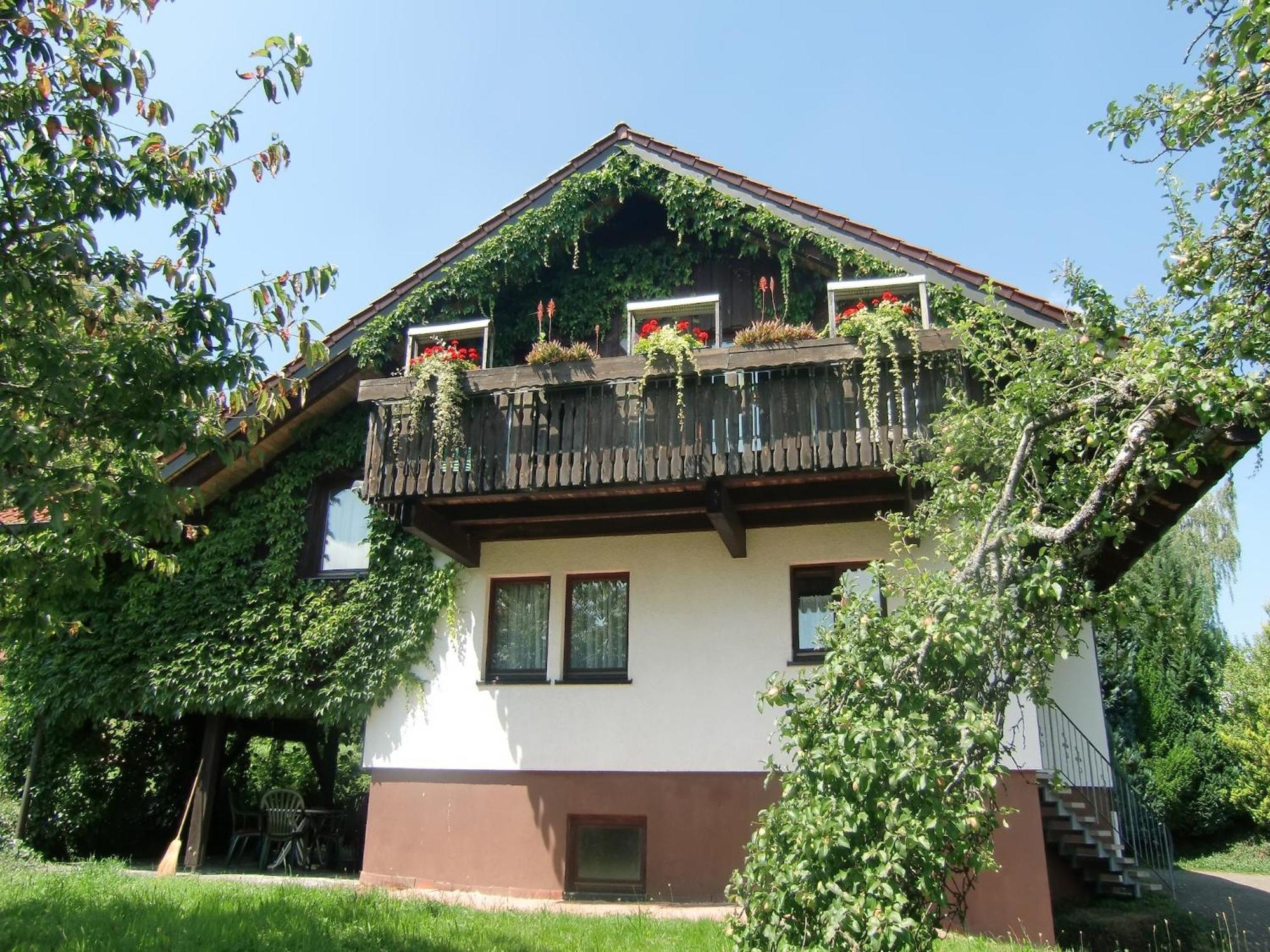 Holiday Home In Lossburg Near The Ski Area エクステリア 写真